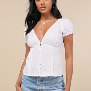 White Fitted Buttoned Blouse